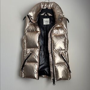 SAM. Metallic Puffer Vest